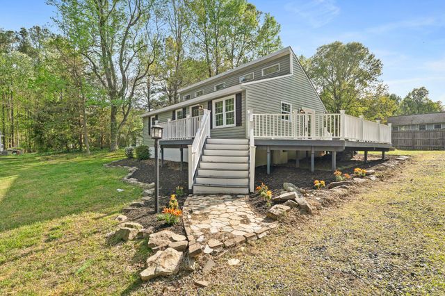 327 UNION DR, Ruther Glen, VA 22546