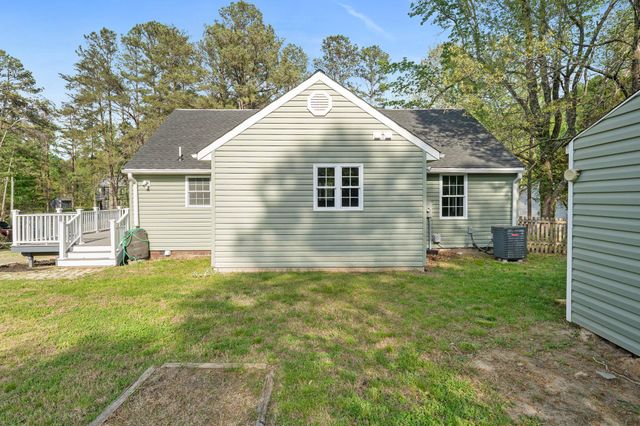 327 UNION DR, Ruther Glen, VA 22546