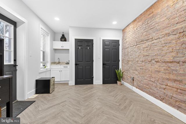 565 S CHRISTIAN ST, Lancaster, PA 17602