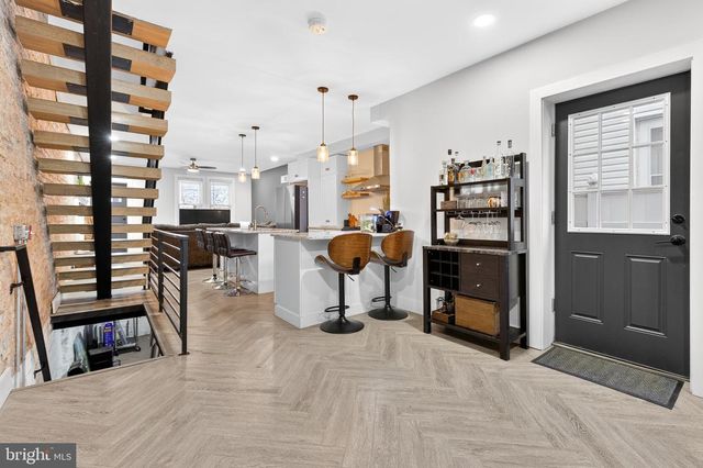 565 S CHRISTIAN ST, Lancaster, PA 17602