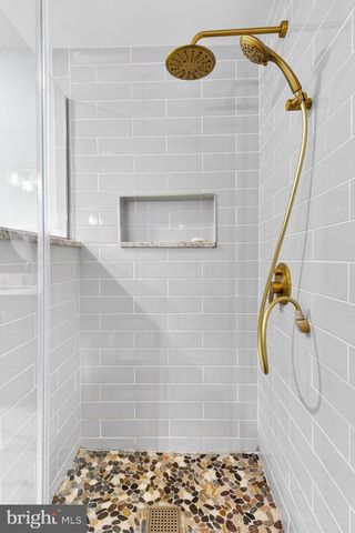 565 S CHRISTIAN ST, Lancaster, PA 17602