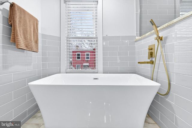 565 S CHRISTIAN ST, Lancaster, PA 17602