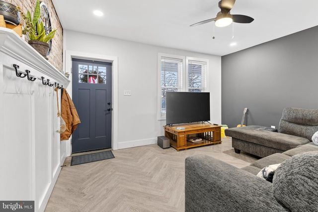 565 S CHRISTIAN ST, Lancaster, PA 17602