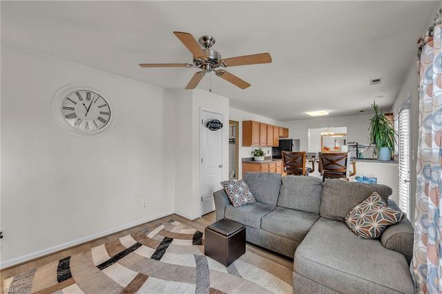 87 Magnolia DR, Newport News, VA 23605