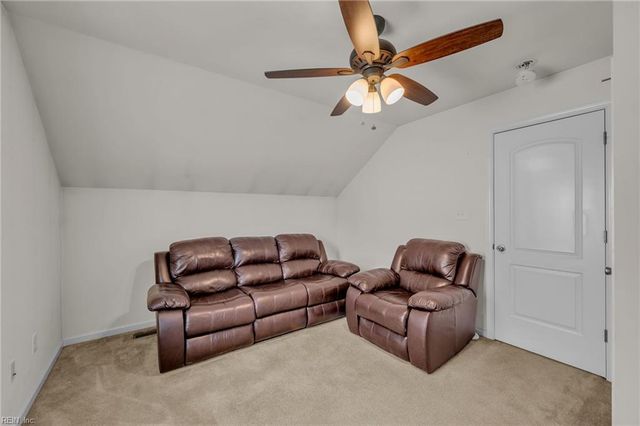 87 Magnolia DR, Newport News, VA 23605