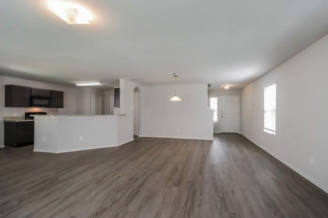 213 Pronghorn Drive, Huntsville, TX 77320