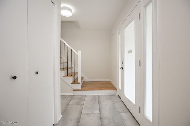 5228 Hickory Drive, Lyndhurst, OH 44124