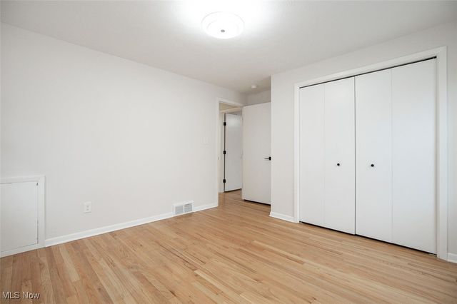 5228 Hickory Drive, Lyndhurst, OH 44124