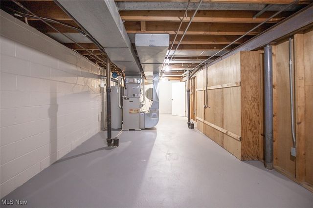 5228 Hickory Drive, Lyndhurst, OH 44124