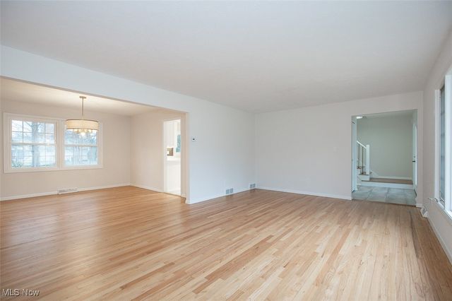 5228 Hickory Drive, Lyndhurst, OH 44124