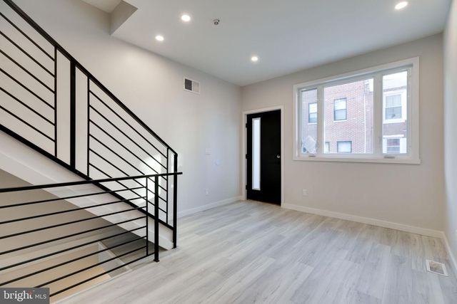 614 HOFFMAN ST, Philadelphia, PA 19148