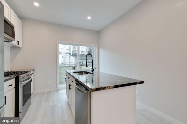 614 HOFFMAN ST, Philadelphia, PA 19148