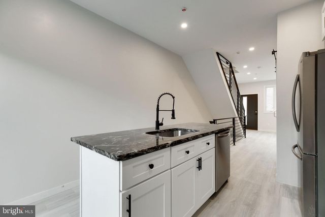 614 HOFFMAN ST, Philadelphia, PA 19148