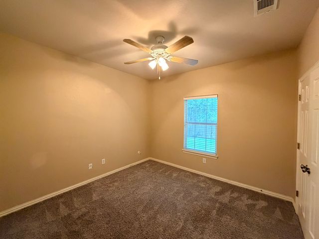 216 Flagstone Drive, Burleson, TX 76028