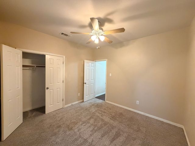 216 Flagstone Drive, Burleson, TX 76028