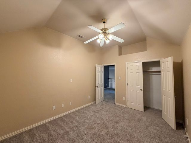 216 Flagstone Drive, Burleson, TX 76028