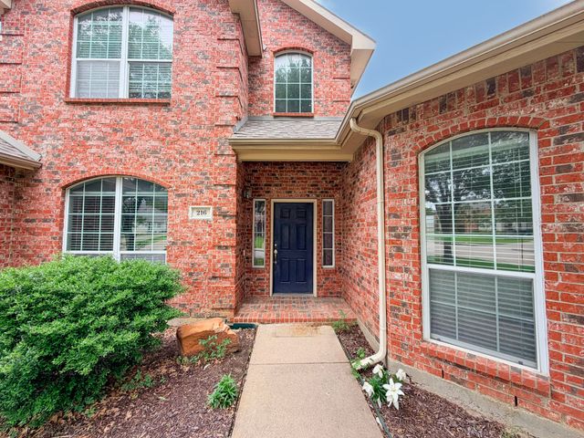 216 Flagstone Drive, Burleson, TX 76028