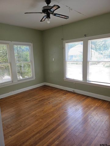 322 S Clayton, Tyler, TX 75702