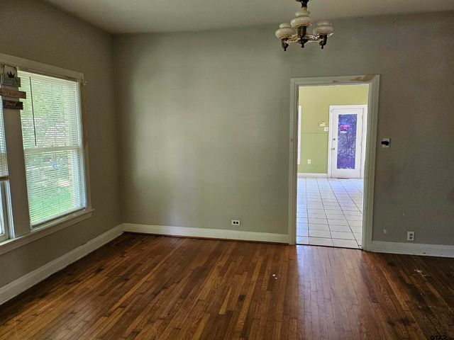 322 S Clayton, Tyler, TX 75702