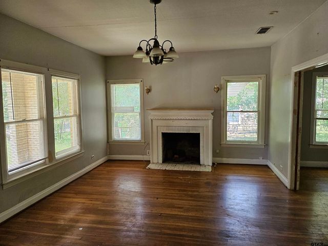 322 S Clayton, Tyler, TX 75702