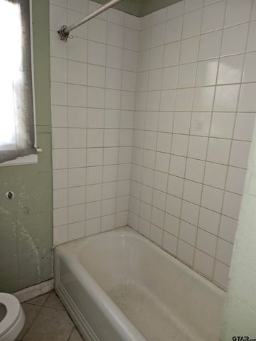 322 S Clayton, Tyler, TX 75702