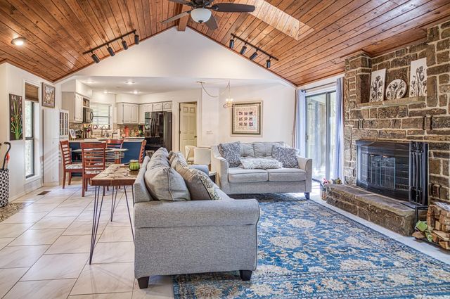 6 Hermosa Circle, Hot Springs Village, AR 71909