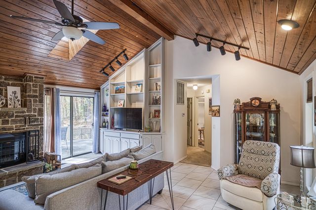 6 Hermosa Circle, Hot Springs Village, AR 71909