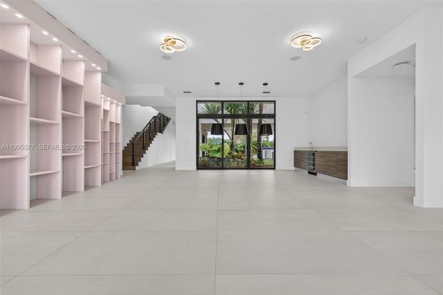 16709 Botaniko Drive North, Weston, FL 33326