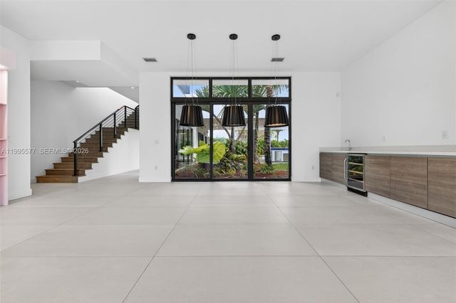 16709 Botaniko Drive North, Weston, FL 33326