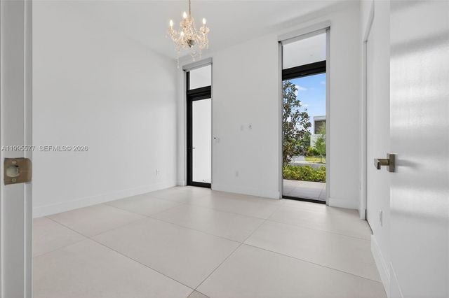 16709 Botaniko Drive North, Weston, FL 33326