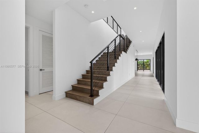 16709 Botaniko Drive North, Weston, FL 33326