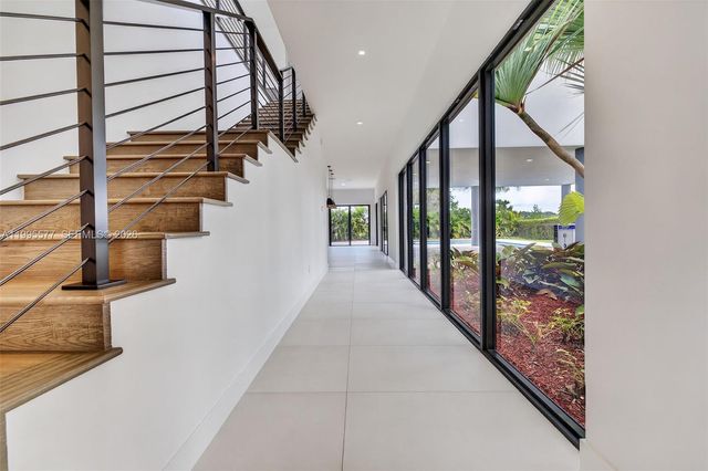 16709 Botaniko Drive North, Weston, FL 33326