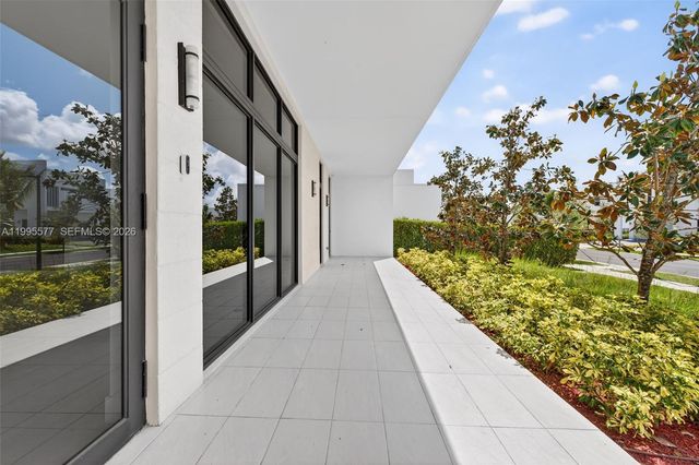 16709 Botaniko Drive North, Weston, FL 33326