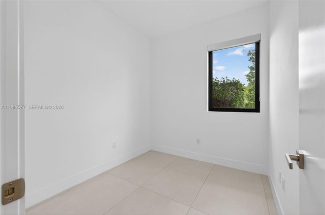 16709 Botaniko Drive North, Weston, FL 33326