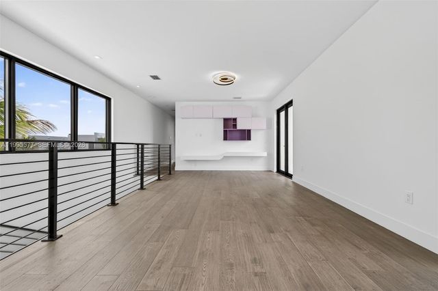 16709 Botaniko Drive North, Weston, FL 33326