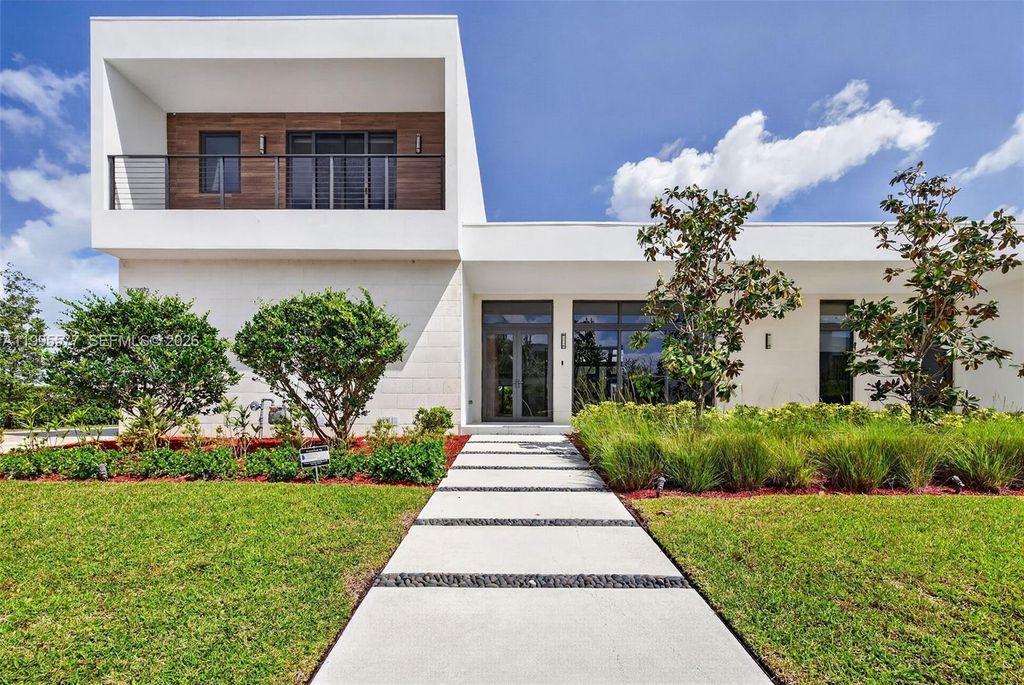 16709 Botaniko Drive North, Weston, FL 33326