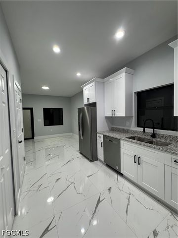 1178 Ebers ST E, Lehigh Acres, FL 33974