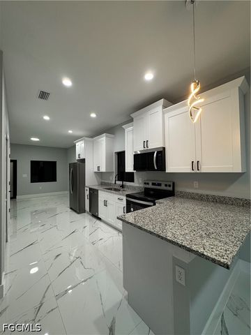 1178 Ebers ST E, Lehigh Acres, FL 33974