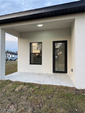 1178 Ebers ST E, Lehigh Acres, FL 33974