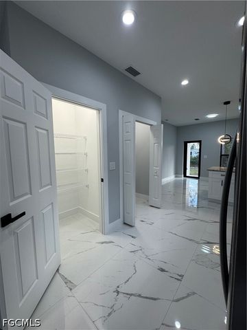 1178 Ebers ST E, Lehigh Acres, FL 33974