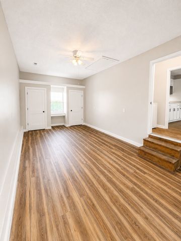 209 Paul Revere Ln, La Vergne, TN 37086