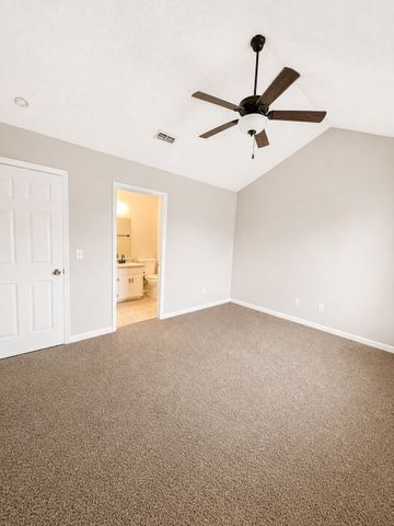 209 Paul Revere Ln, La Vergne, TN 37086