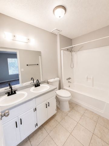 209 Paul Revere Ln, La Vergne, TN 37086