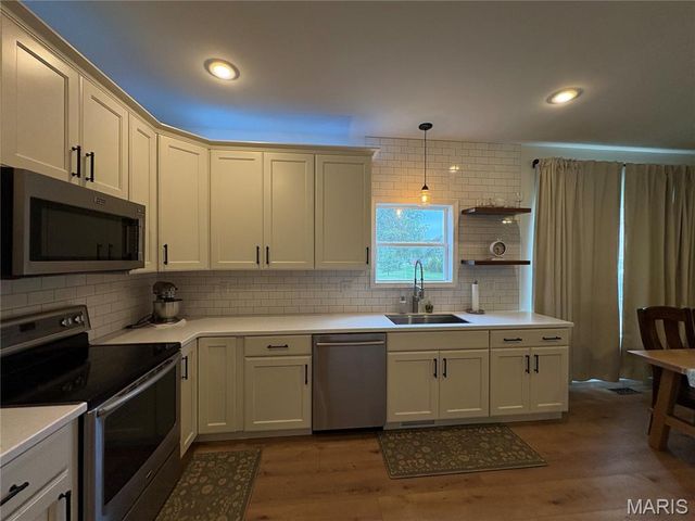 362 Holtgrewe Farms Loop, Washington, MO 63090