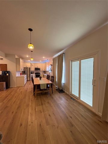 362 Holtgrewe Farms Loop, Washington, MO 63090