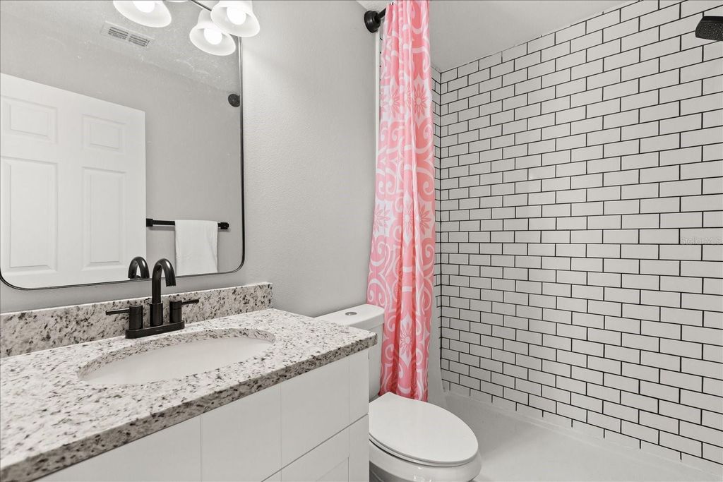 Image 21 of property listing at 14338 TANJA KING BOULEVARD, Orlando, FL 32828