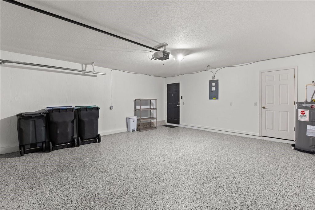 Image 23 of property listing at 14338 TANJA KING BOULEVARD, Orlando, FL 32828