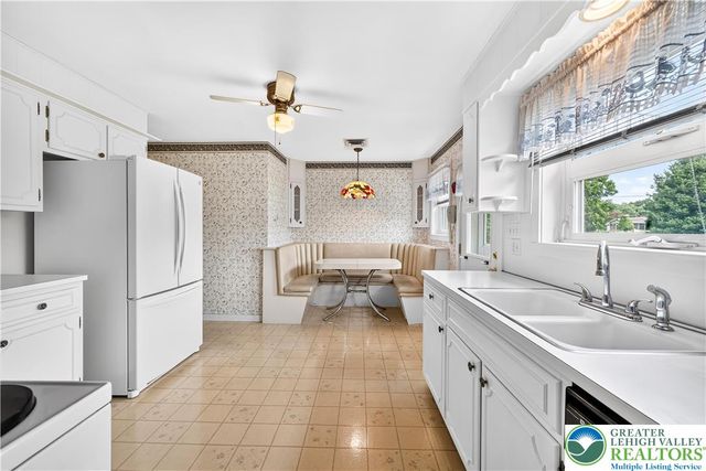 3732 Saucon Avenue, Upper Saucon Twp, PA 18034
