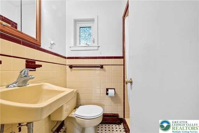 3732 Saucon Avenue, Upper Saucon Twp, PA 18034