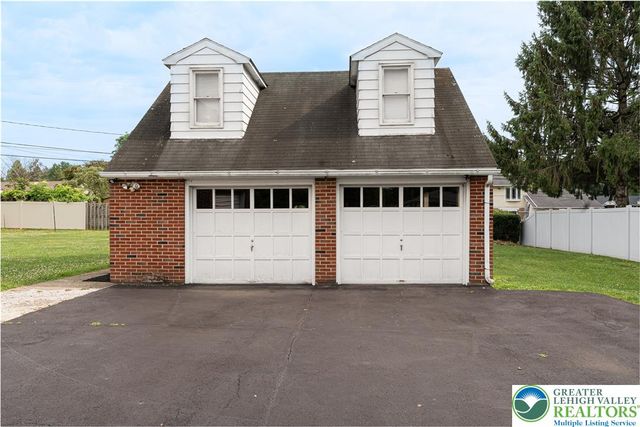 3732 Saucon Avenue, Upper Saucon Twp, PA 18034